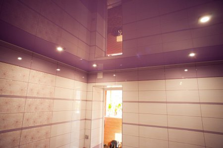 Фиолетовый натяжной потолок 