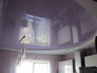 Фиолетовый натяжной потолок для кухни