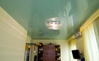Голубой натяжной потолок в детской комнате