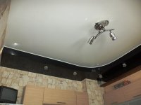 Многоуровневый натяжной потолок для кухне